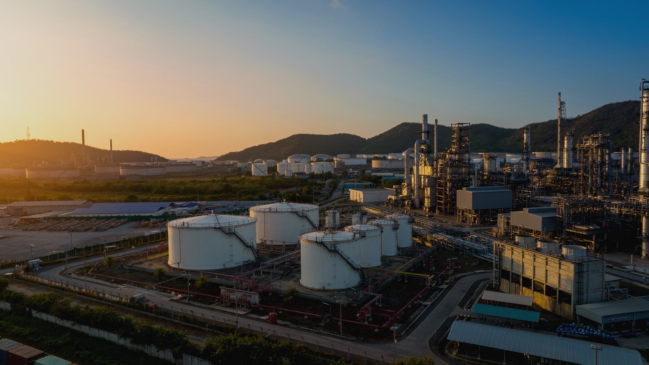 Aerial view of  LPG gas tanker at crude oil terminal  for load o